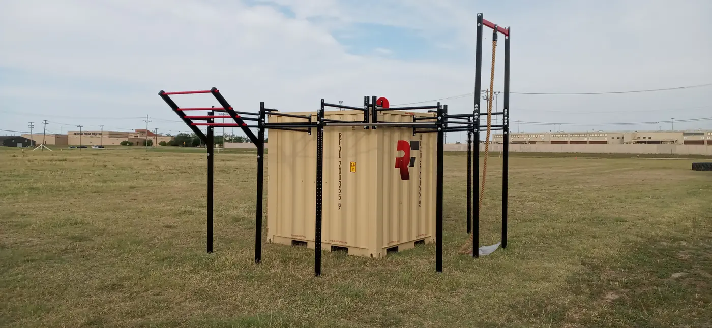 8 foot Tricon RallyFit™ locker